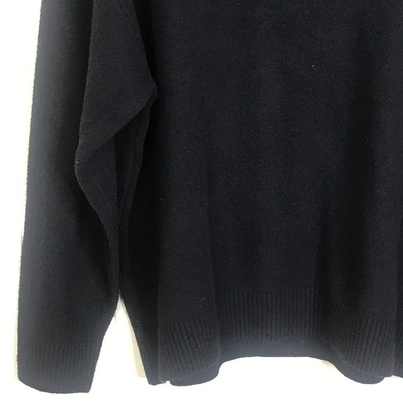 NWT Abercrombie and Fitch Soft A&F V Neck Sweater in Navy Blue SZ XL - Picture 5 of 9